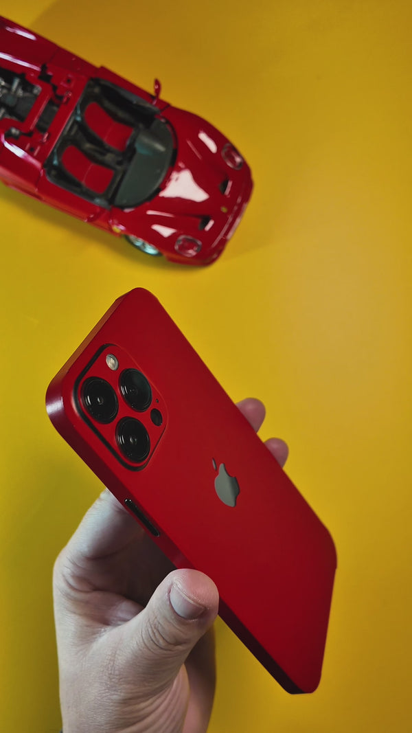 Skin iPhone - Czerwony Ferrari